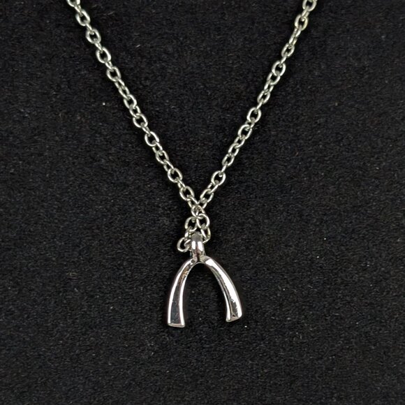 (2/$20) Metal Wishbone Pendant Necklace - Picture 4 of 6